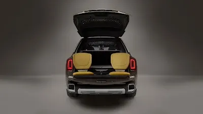 2025  Rolls Royce Cullinal Series II Back