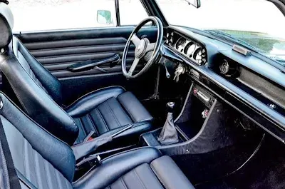Classic BMW2002 TII interior
