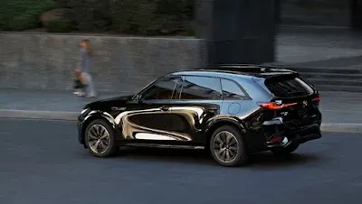 Auto Daily Diary- 2025 Mazda CX-70  Exterior